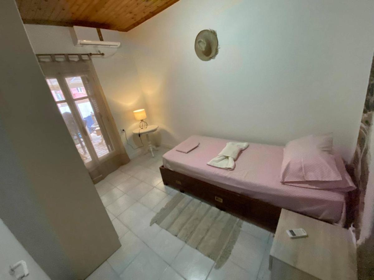Lena'S Traditional Villa Agia Efimia Екстериор снимка